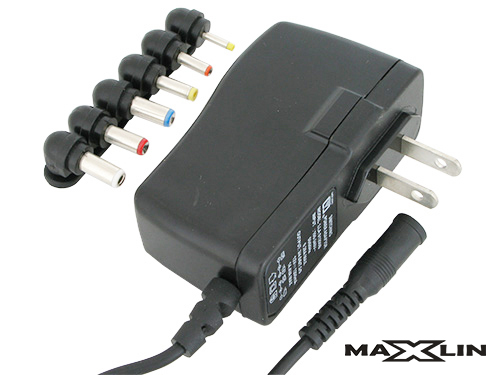 Adaptador De Corriente SWITCHADO, 12VDC 1.2A, 6 Puntas ADP12V1-2A6P