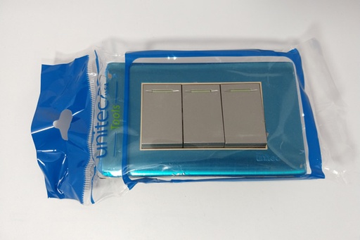 [309008] Interruptor Triple Acero Inoxidable Unit